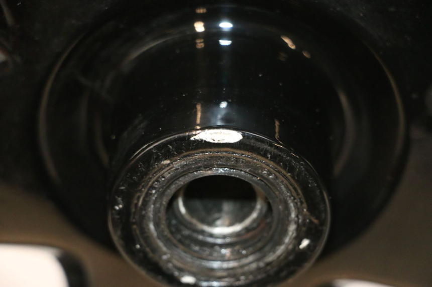 photo de FRONT WHEEL YAMAHA XMAX X-MAX 125 (2006 - 2009) - Component detail