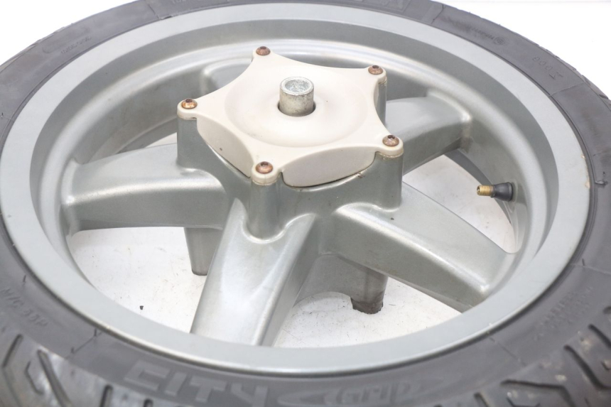 photo de FRONT WHEEL RIM PIAGGIO X7 125 (2007 - 2013) - Zoom on usage condition