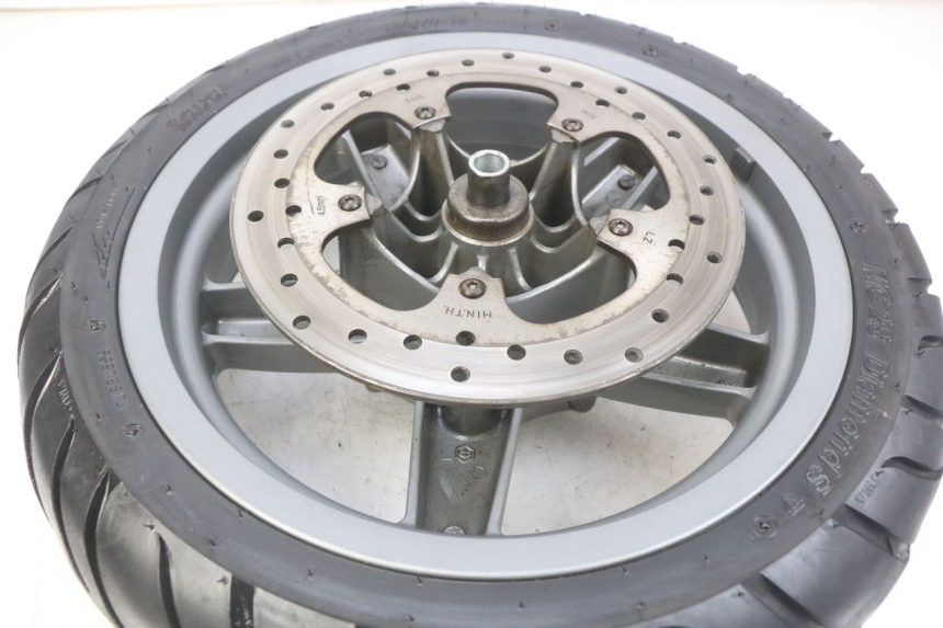 photo de FRONT WHEEL RIM PIAGGIO XEVO - X EVO 125 (2007 - 2017) - Fixing points details