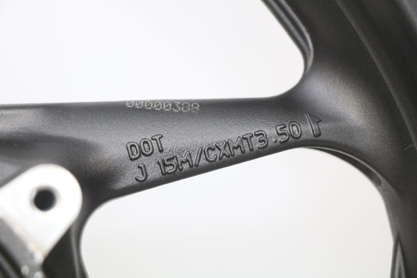 photo de FRONT RIM YAMAHA XP T-MAX TMAX ABS 530 (2012 - 2015) - Technical close-up