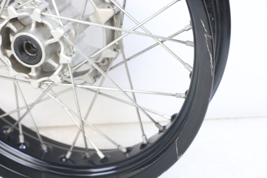 photo de FRONT WHEEL YAMAHA XT X 660 (2004 - 2016) - Distinctive features