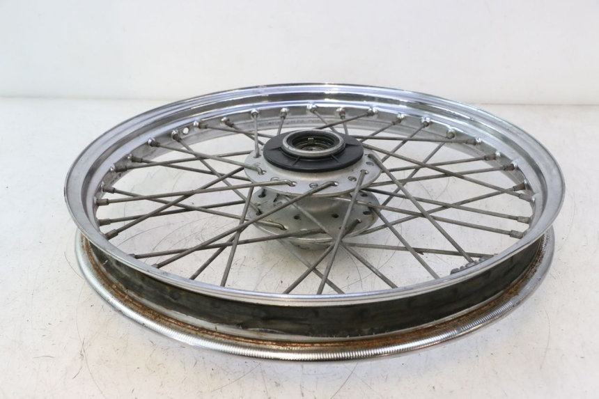 photo de FRONT RIM YAMAHA XV VIRAGO 535 (1988 - 2004) - Technical close-up