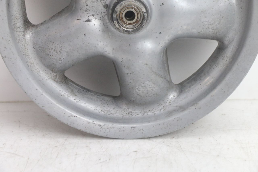 photo de FRONT RIM YAMAHA YP MAJESTY 125 (1998 - 2001) - Zoom on usage condition