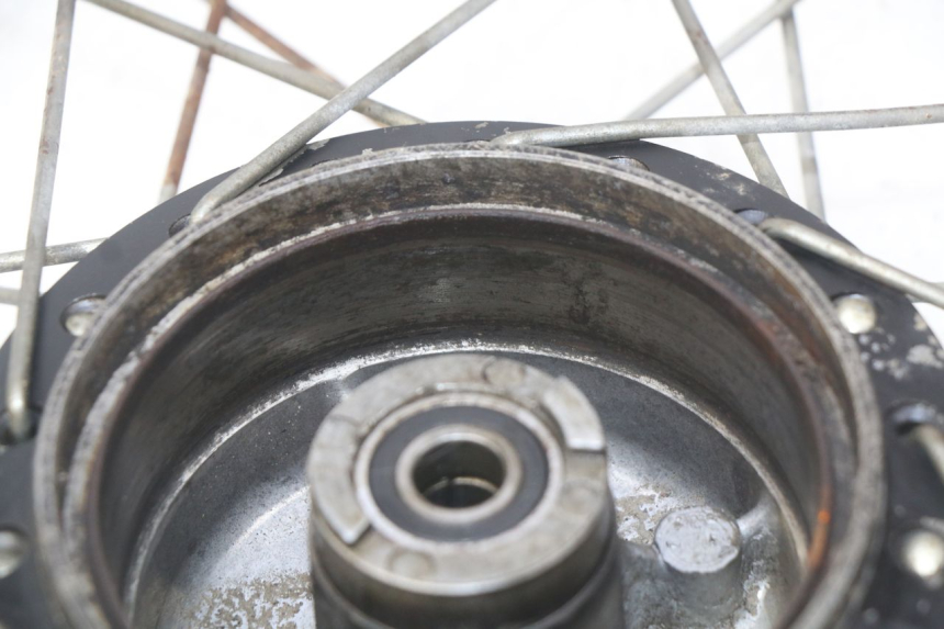 photo de FRONT WHEEL RIM YAMAHA YZ 80 (1982 - 1983) - Component detail