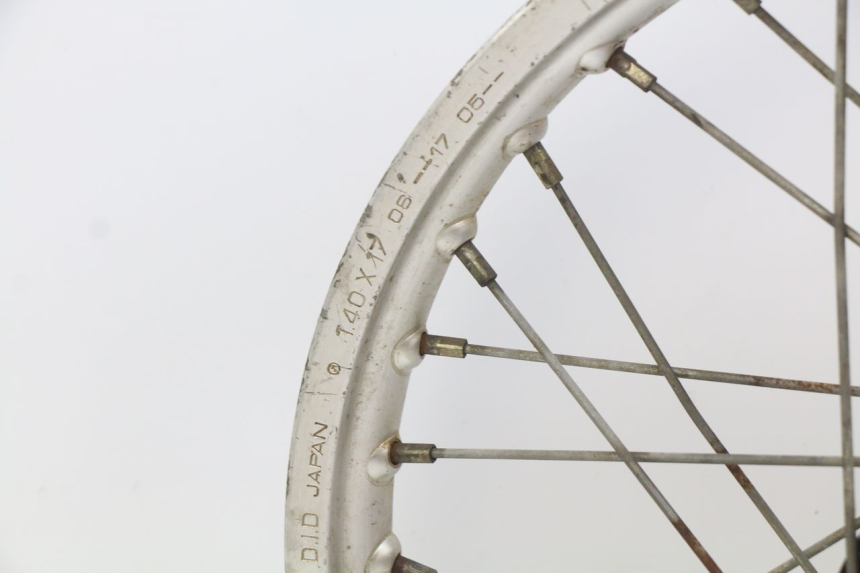 photo de FRONT WHEEL RIM YAMAHA YZ 80 (1982 - 1983) - Fixing points details