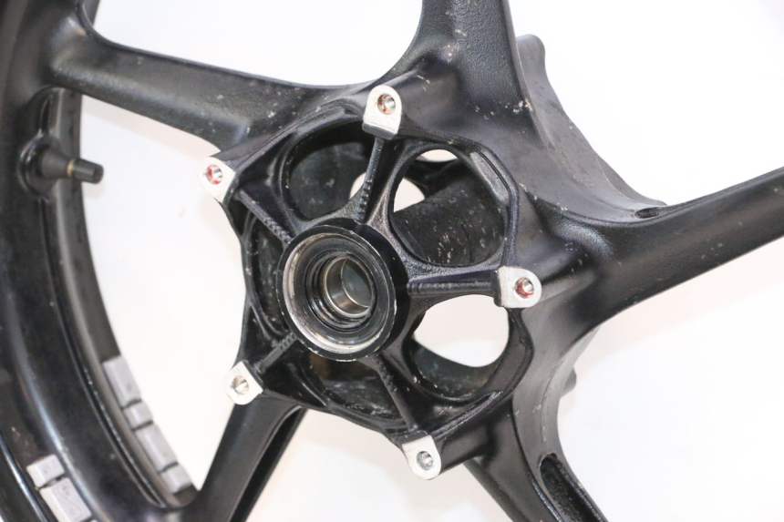 photo de FRONT RIM YAMAHA YZF R6 600 (2008 - 2009) - Technical close-up