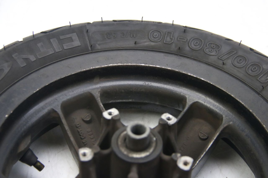 photo de FRONT WHEEL RIM PIAGGIO ZIP 2T 50 (2009 - 2019) - Alternative angle