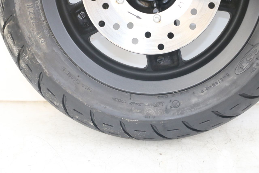 photo de FRONT WHEEL RIM PIAGGIO ZIP 2T 50 (2009 - 2019) - Distinctive features