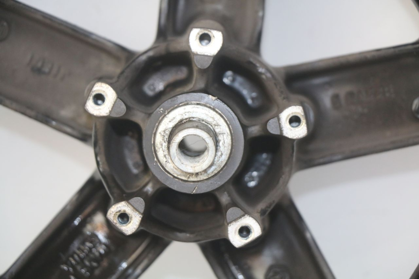 photo de FRONT WHEEL RIM PIAGGIO ZIP 4T 50 (2018 - 2020) - Surface and material condition