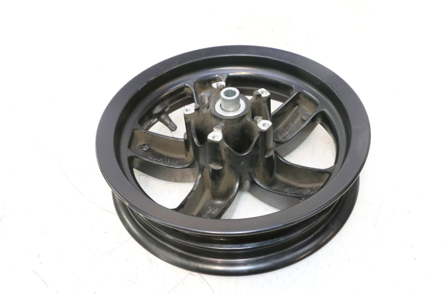 photo de FRONT RIM PIAGGIO ZIP IGET 4T 50 (2021 - 2023) - Additional view of the item