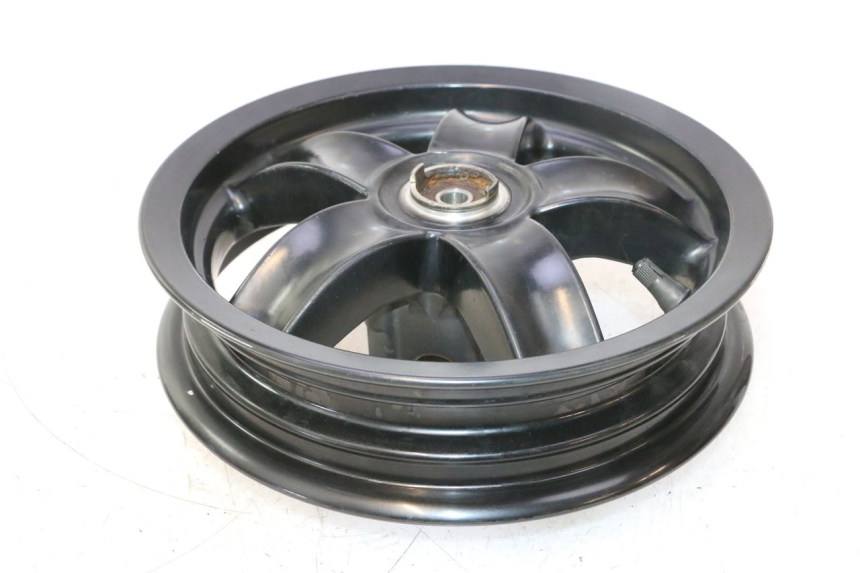 photo de FRONT RIM PIAGGIO ZIP IGET 4T 50 (2021 - 2023) - High-resolution close-up
