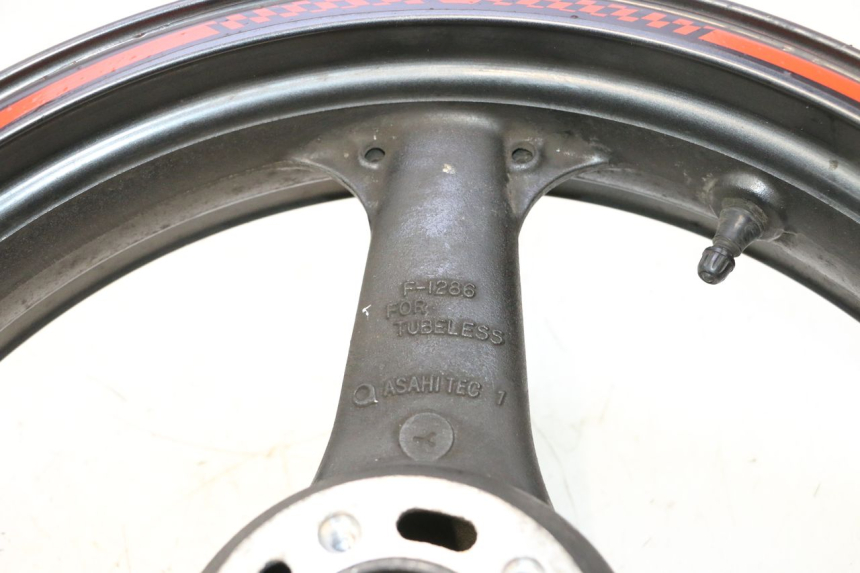 photo de FRONT WHEEL RIM KAWASAKI ZX-6R ZX6R 600 (1995 - 1997) - Zoom on usage condition