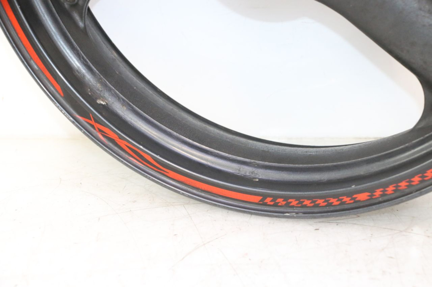 photo de FRONT WHEEL RIM KAWASAKI ZX-6R ZX6R 600 (1995 - 1997) - Technical close-up
