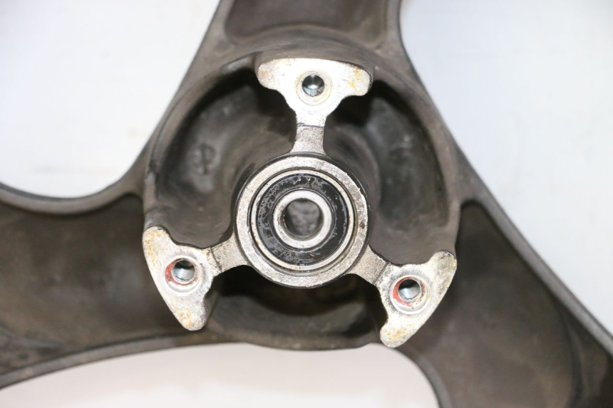 photo de FRONT RIM AND TIRE KYMCO AGILITY 4T 50 (2005 - 2018) - Component zoom