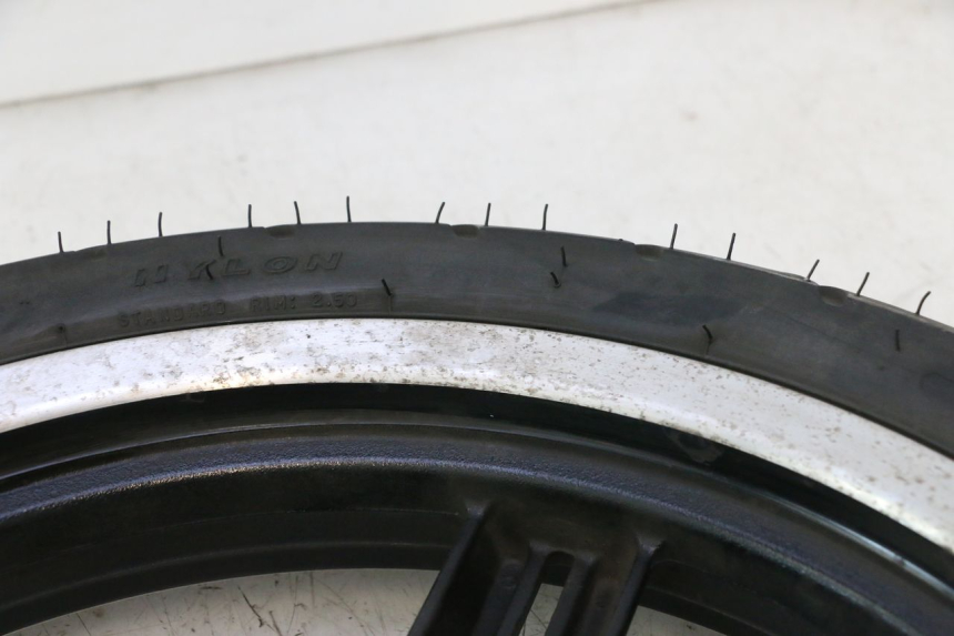 photo de FRONT RIM AND TIRE KYMCO AGILITY CITY 16P 125 (2015 - 2024) - Detailed visual inspection