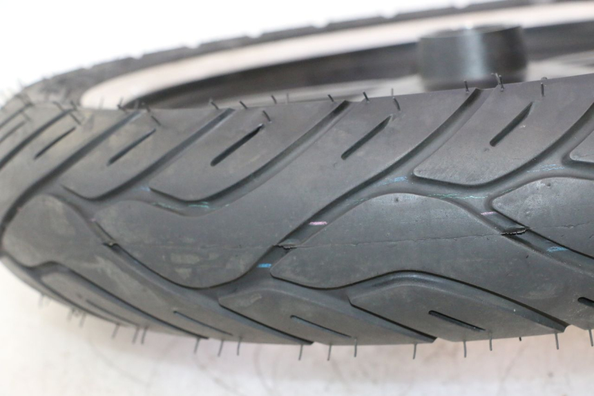 photo de FRONT RIM AND TIRE KYMCO AGILITY CITY 16P 125 (2015 - 2024) - Used quality zoom