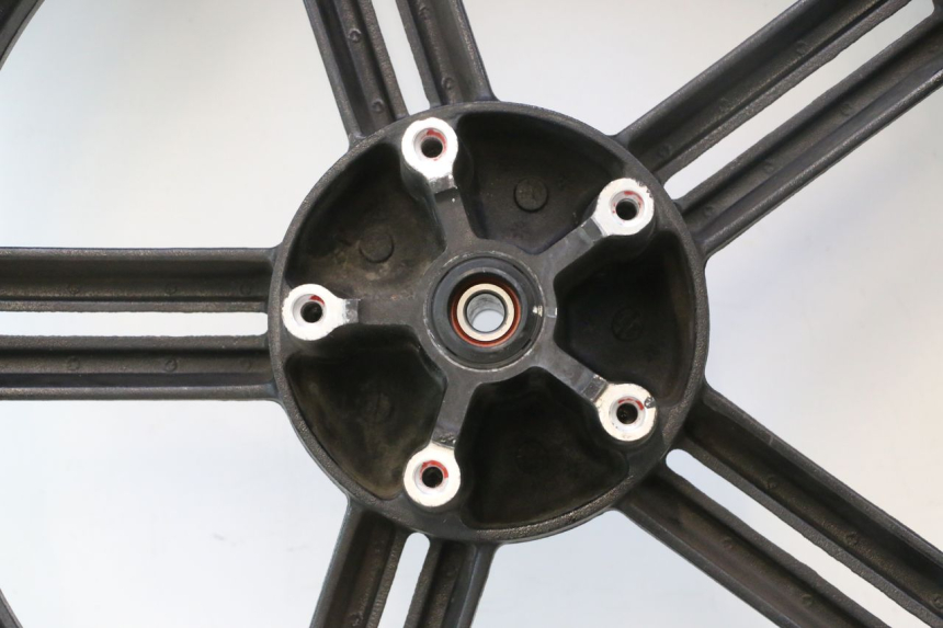 photo de FRONT RIM AND TIRE KYMCO AGILITY CITY 16P 125 (2015 - 2024) - Product overview