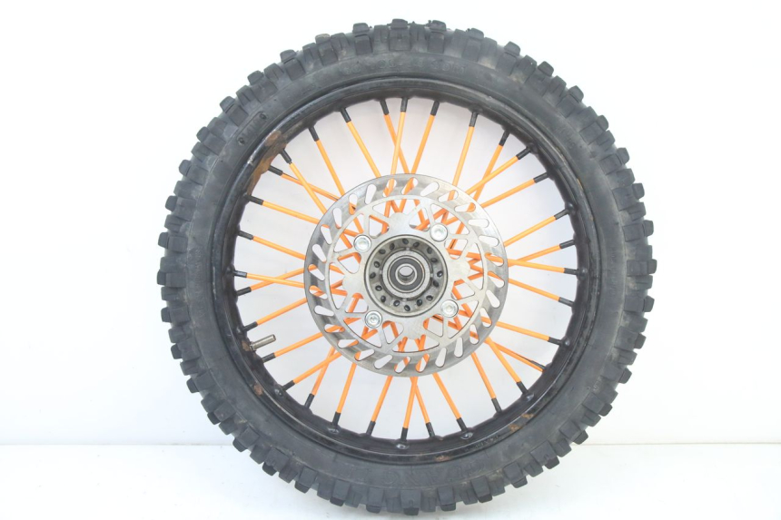 photo de FRONT RIM AND TIRE APOLLO RFZ 125 - Main view