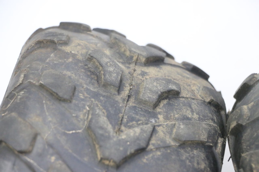 photo de FRONT RIM AND TIRE KEROX BAZOOKA 110 - Additional view of the item