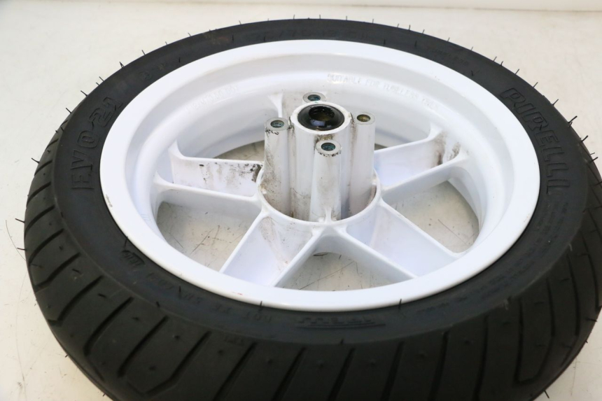 photo de FRONT RIM AND TIRE MBK BOOSTER ROCKET 50 (2004 - 2016) - Technical close-up