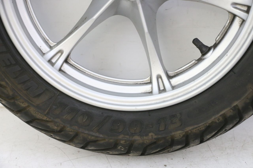 photo de FRONT RIM AND TIRE SUZUKI BURGMAN 125 (2007 - 2014) - Markings and original references
