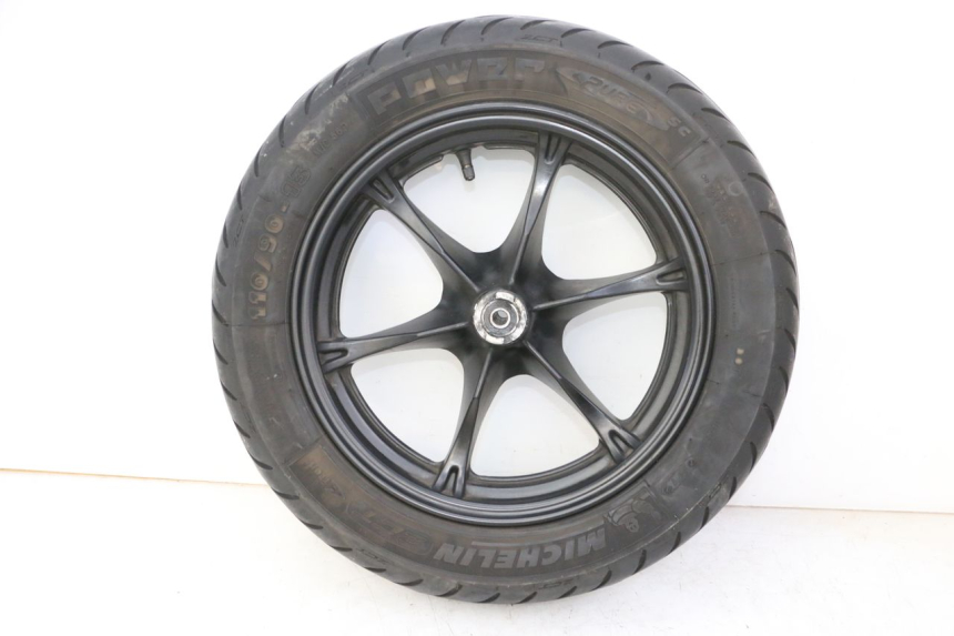 photo de FRONT RIM AND TIRE SUZUKI BURGMAN 125 (2007 - 2014) - Main view
