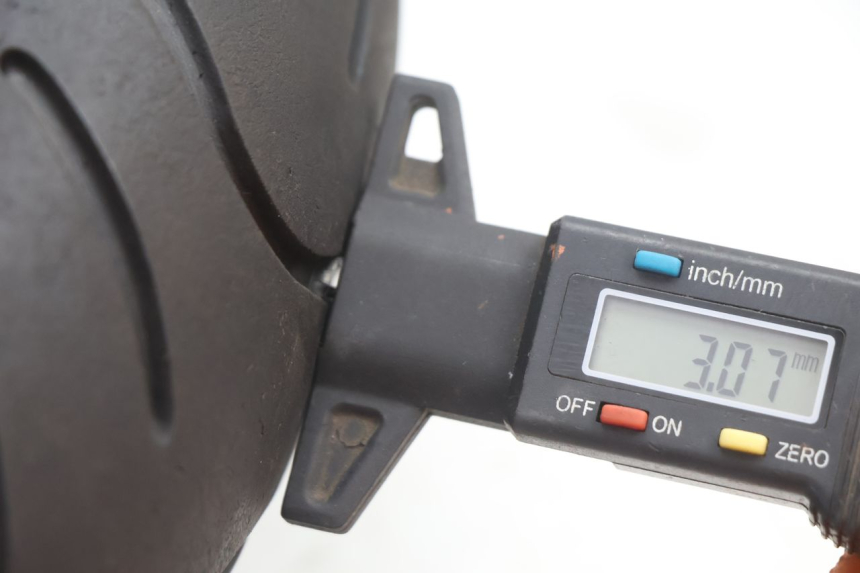 photo de FRONT RIM AND TIRE TGB CITY RS 50 (2011 - 2016) - Used quality zoom