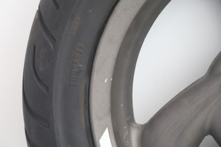 photo de FRONT RIM AND TIRE TGB CITY RS 50 (2011 - 2016) - Technical close-up