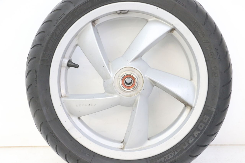 photo de FRONT RIM AND TIRE PEUGEOT CITYSTAR 50 (2013 - 2017) - Technical close-up