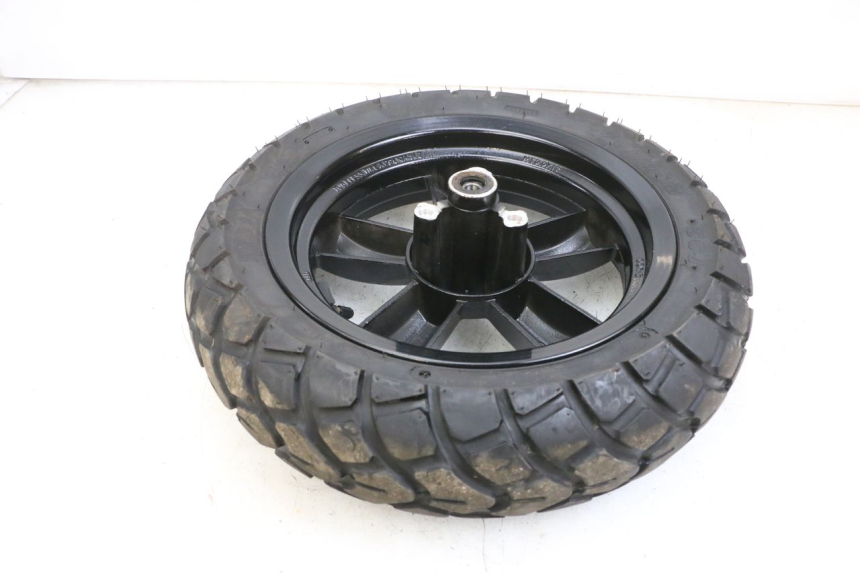 photo de FRONT RIM AND TIRE SYM CROX 4T 50 (2016 - 2023) - Fixing points details