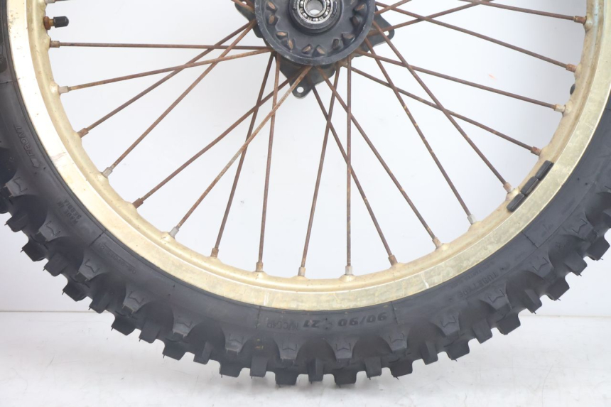 photo de FRONT RIM AND TIRE SUZUKI DR S 600 (1985 - 1989) - Zoom on usage condition