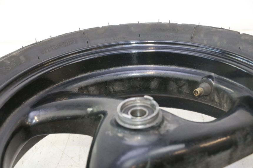 photo de FRONT RIM AND TIRE PEUGEOT ELYSTAR 50 (2002 - 2014) - Surface and material condition