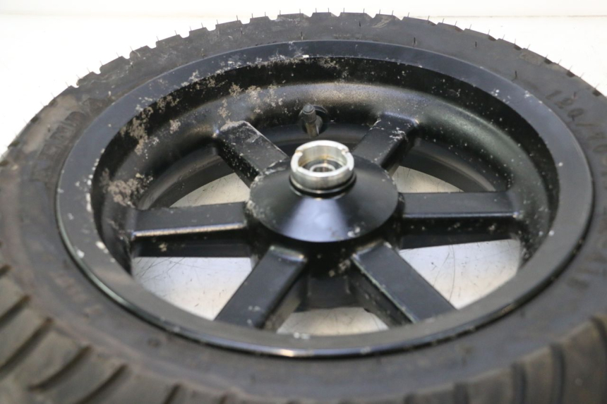 photo de FRONT RIM AND TIRE KEEWAY F-ACT NAKED 50 (2009 - 2014) - Fixing points details