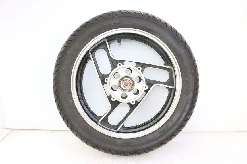 photo de FRONT RIM AND TIRE YAMAHA FJ 36Y 1100 (1984 - 1985) - Main view
