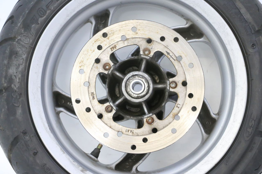 photo de FRONT RIM AND TIRE PIAGGIO FLY 2T 50 (2004 - 2017) - Detailed visual inspection