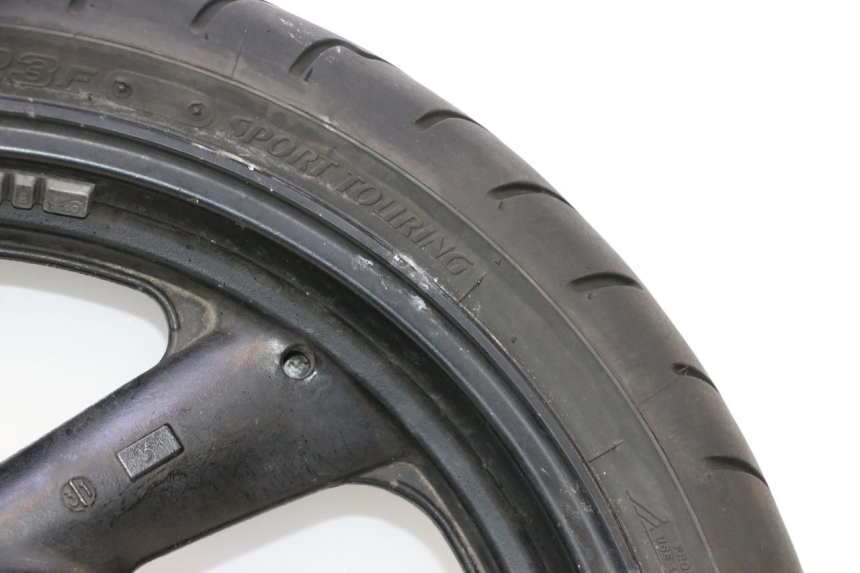 photo de FRONT RIM AND TIRE YAMAHA FZS FAZER 600 (2001 - 2003) - Focus on structure