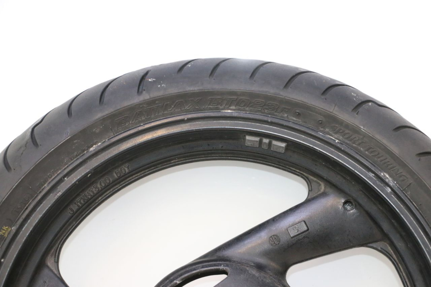 photo de FRONT RIM AND TIRE YAMAHA FZS FAZER 600 (2001 - 2003) - Used quality zoom