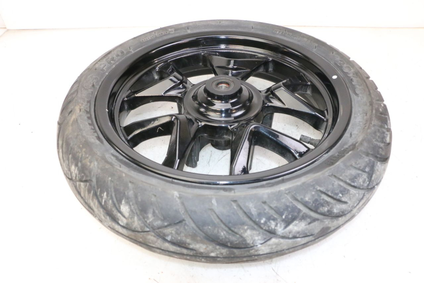 photo de FRONT RIM AND TIRE SYM JOYMAX 125 (2010 - 2017) - Fixing points details