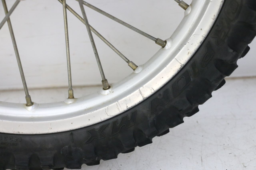 photo de FRONT RIM AND TIRE KAWASAKI KX 65 (2000 - 2019) - High-resolution close-up