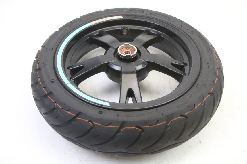 photo de FRONT RIM AND TIRE PEUGEOT KISBEE 4T 50 (2018 - 2022) - Component detail