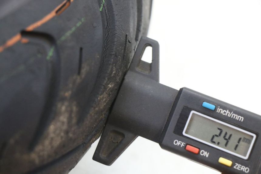 photo de FRONT RIM AND TIRE PEUGEOT KISBEE 4T 50 (2018 - 2022) - Supplementary product photo