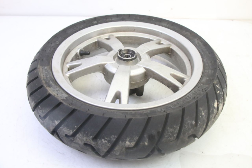 photo de FRONT RIM AND TIRE PEUGEOT KISBEE 4T 50 (2018 - 2022) - Technical close-up