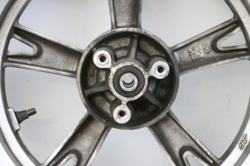 photo de FRONT RIM AND TIRE PEUGEOT KISBEE 4T 50 (2010 - 2017) - Component zoom