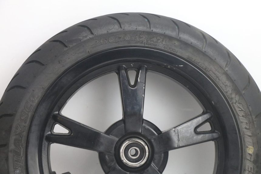 photo de FRONT RIM AND TIRE PEUGEOT KISBEE 4T 50 (2018 - 2022) - Component detail