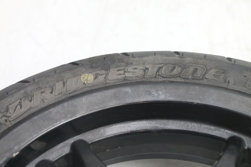 photo de FRONT RIM AND TIRE PEUGEOT KISBEE 4T 50 (2018 - 2022) - Distinctive features