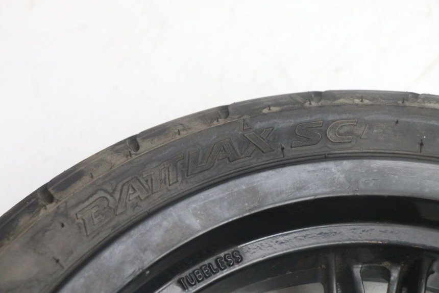 photo de FRONT RIM AND TIRE PEUGEOT KISBEE 4T 50 (2018 - 2022) - Component zoom
