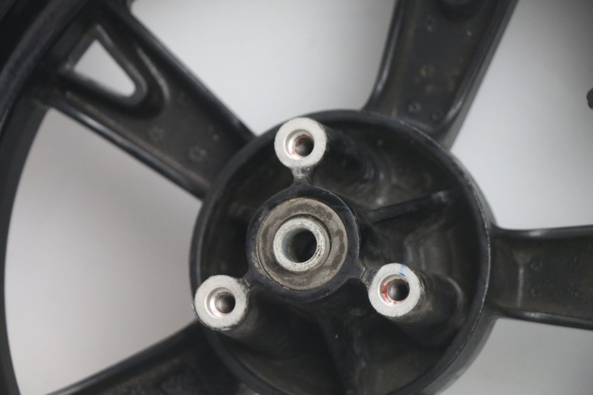 photo de FRONT RIM AND TIRE PEUGEOT KISBEE 4T 50 (2018 - 2022) - Markings and original references
