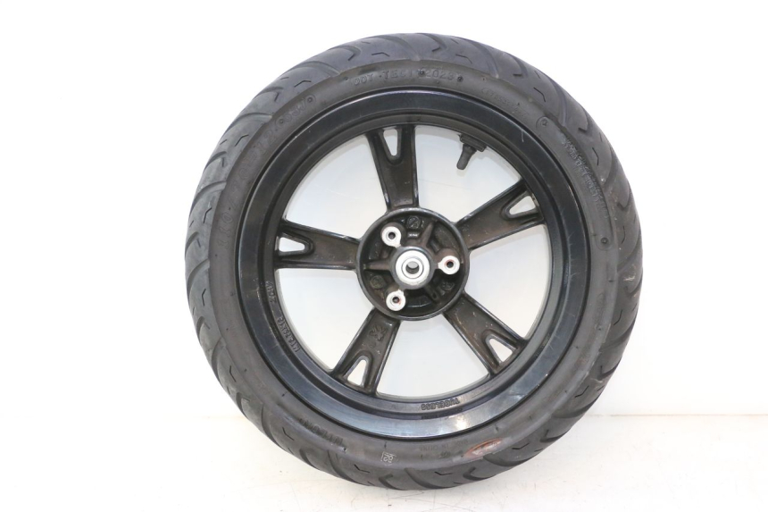 photo de FRONT RIM AND TIRE PEUGEOT KISBEE 4T 50 (2023 - 2026) - Component detail