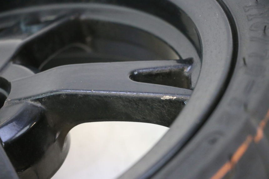 photo de FRONT RIM AND TIRE PEUGEOT KISBEE 4T 50 (2023 - 2026) - Fixing points details