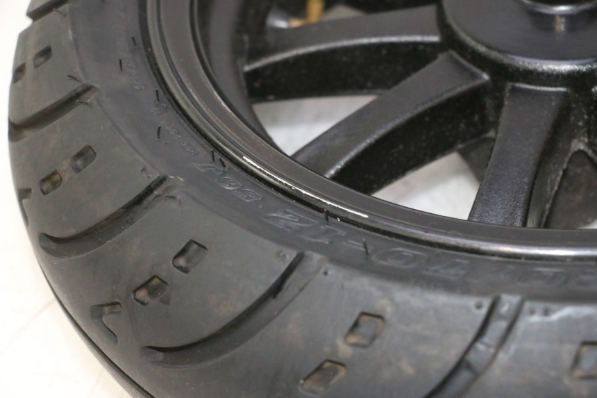 photo de FRONT RIM AND TIRE LONGJIA LJ50QT 8M 2T 50 (2010 - 2017) - Product overview